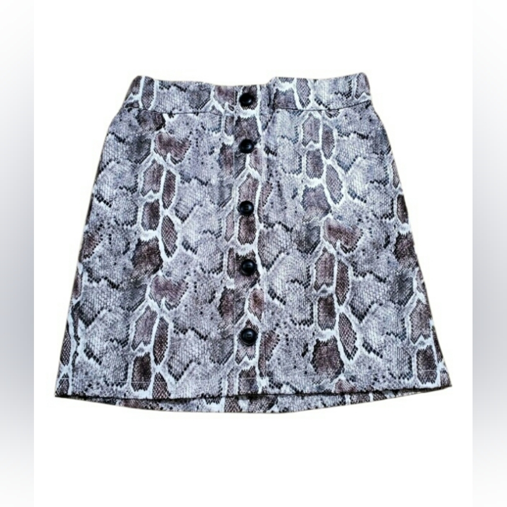 🆕️Shinestar Collection Black & White Faux Leather Snakeprint Button Up Skirt M